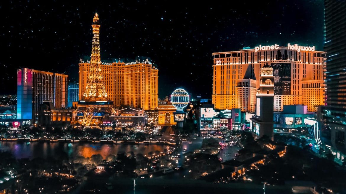 The 11 Best Places to Propose in Las Vegas