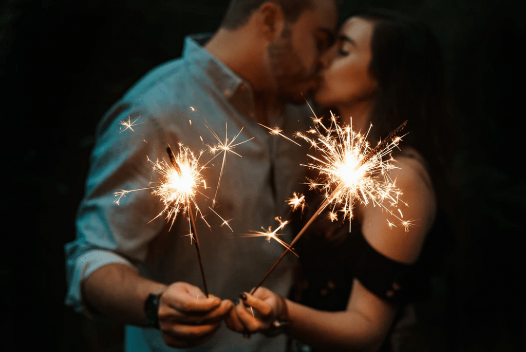 Engagement Photo Ideas: Try sparklers 